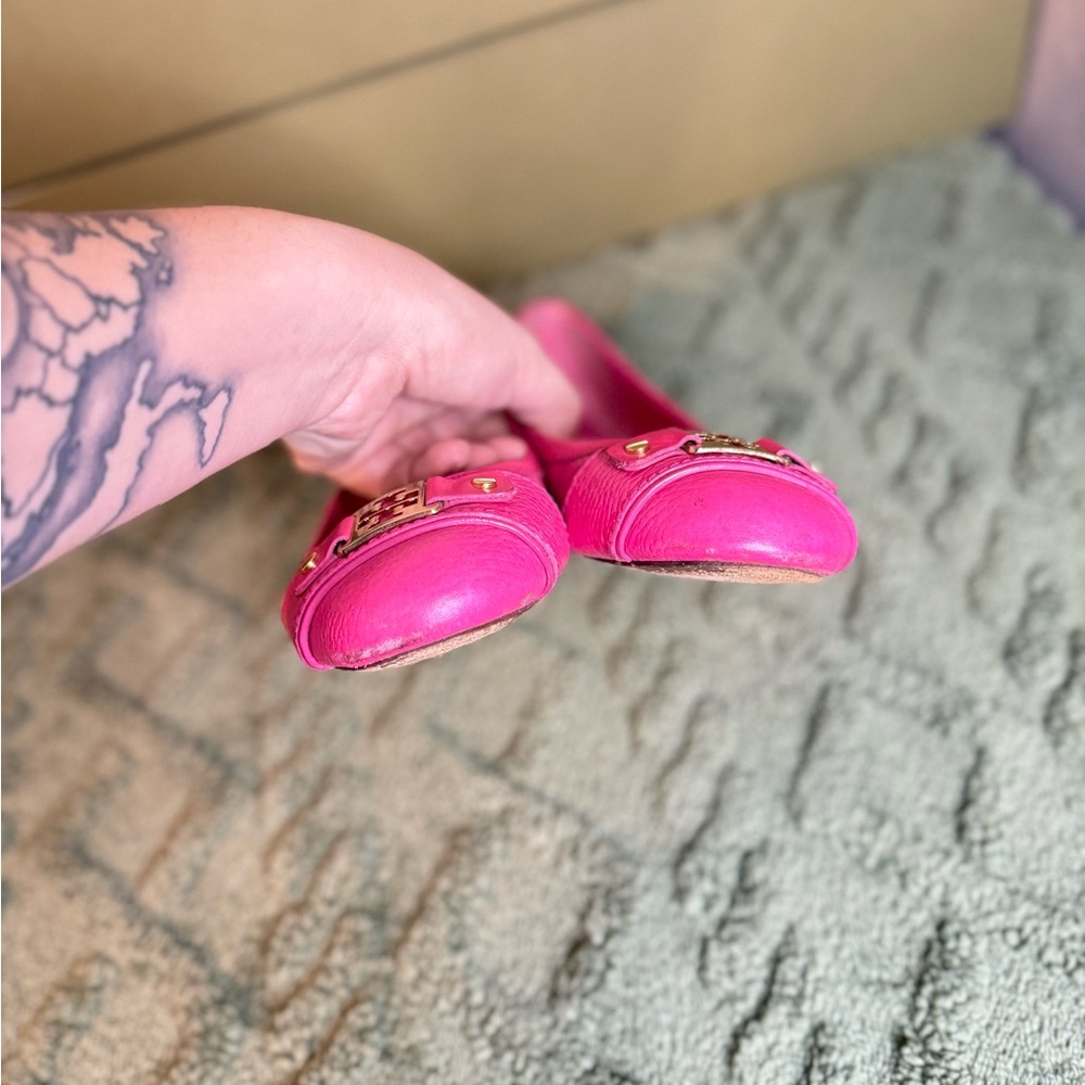 Tory Burch Pink Flats with Gold Accent - Picture 2 of 6